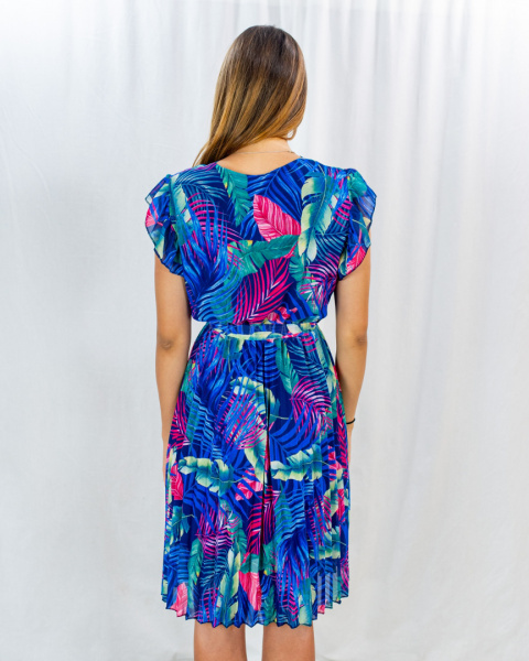 Ciemnoniebieska sukienka Diana w liście, z delikatnymi rękawkami i plisowanym dołem New Collection - MODA SANOK Ciemnoniebieska sukienka Diana w liście, z delikatnymi rękawkami i plisowanym dołem New Collection - MODA SANOK