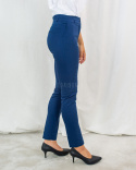 Spodnie BB eleganckie granatowe damskie z drobnym znakiem na lewej kieszeni - MODA SANOK Spodnie BB eleganckie granatowe damskie z drobnym znakiem na lewej kieszeni - MODA SANOK