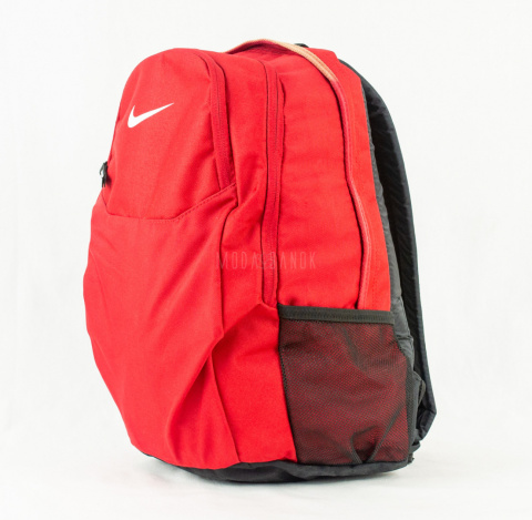 Plecak dwukomorowy w kolorze czerwonym, szkolny, sportowy, miejski z małym logo NIKE - MODA SANOK Plecak dwukomorowy w kolorze czerwonym, szkolny, sportowy, miejski z małym logo NIKE - MODA SANOK