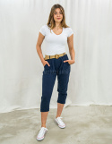 Cienkie lniane rybaczki z kieszeniami i paskiem w kolorze granatowym - MODA SANOK Cienkie lniane rybaczki z kieszeniami i paskiem w kolorze granatowym - MODA SANOK