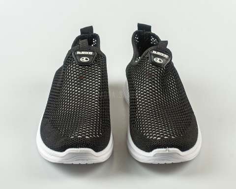 Buty sportowe wsuwane letnie siatkowe tenisówki w kolorze czarnym SEASTAR - MODA SANOK