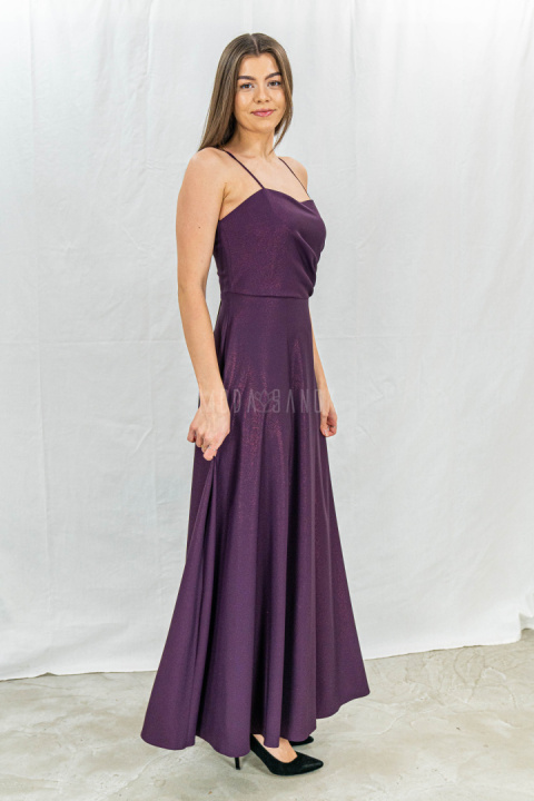 Długa, maxi wieczorowa, połyskująca sukienka w kolorze fioletowym z gorsetową górą NATHALIE - MODA SANOK Długa, maxi wieczorowa, połyskująca sukienka w kolorze fioletowym z gorsetową górą NATHALIE - MODA SANOK
