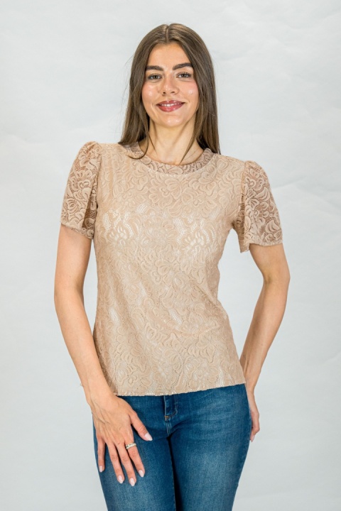 Bluzka damska koronkowa krótki rękaw w kolorze beżowym - Moda Sanok