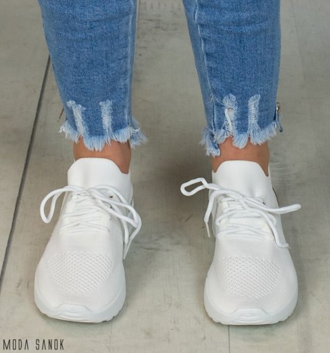 Białe damskie buty sportowe siatka wiązane zdobione złotym elementem Moda Sanok Białe damskie buty sportowe siatka wiązane zdobione złotym elementem Moda Sanok