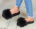 Czarne damskie klapki z futerkiem MODA SANOK Czarne damskie klapki z futerkiem MODA SANOK
