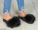 Czarne damskie klapki z futerkiem MODA SANOK Czarne damskie klapki z futerkiem MODA SANOK