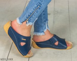 Granatowe skórzane klapki damskie KINGA - MODA SANOK