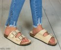 Klapki damskie beżowe na korku z klamrami MODA SANOK Klapki damskie beżowe na korku z klamrami MODA SANOK