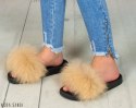 Klapki damskie z naturalnym futrem beż MODA SANOK Klapki damskie z naturalnym futrem beż MODA SANOK