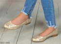 Złote jasne balerinki w róże niski obcas produkt polski Moda Sanok Złote jasne balerinki w róże niski obcas produkt polski Moda Sanok