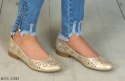 Złote jasne balerinki w róże niski obcas produkt polski Moda Sanok Złote jasne balerinki w róże niski obcas produkt polski Moda Sanok