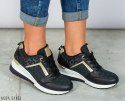 Czarne adidasy z elementami złota damskie lekkie wygodne z ukrytą koturną MODA SANOK Czarne adidasy z elementami złota damskie lekkie wygodne z ukrytą koturną MODA SANOK