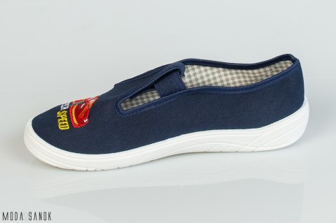 Granatowe pantofle z czerwoną wyścigówką Speed NAZO - MODA SANOK Granatowe pantofle z czerwoną wyścigówką Speed NAZO - MODA SANOK