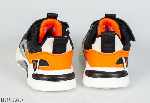 Czarne adidasy z pomarańczowymi wstawkami Clibee - MODA SANOK