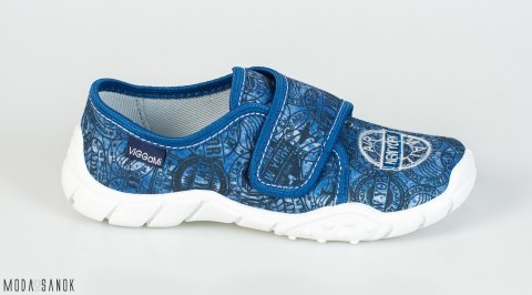 VIGGAMI Julek pantofle, kapcie dziecięce z oddychającym materiałem oraz spodem zapinane na rzep MODA SANOK