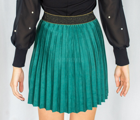 Damska zamszowa spódnica mini na gumce plisowana Lolita - butelkowa zieleń - Moda Sanok Damska zamszowa spódnica mini na gumce plisowana Lolita - butelkowa zieleń - Moda Sanok