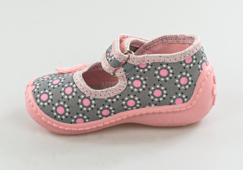 VIGGAMI Anielka kapcie pantofle dziecięce z twardym zapiętkiem, skórzaną wkładką na rzep MODA SANOK