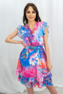 Zwiewna w kolorowy print sukienka z paskiem w talii, mini, krótka z dekoltem Zita - MODA SANOK Zwiewna w kolorowy print sukienka z paskiem w talii, mini, krótka z dekoltem Zita - MODA SANOK