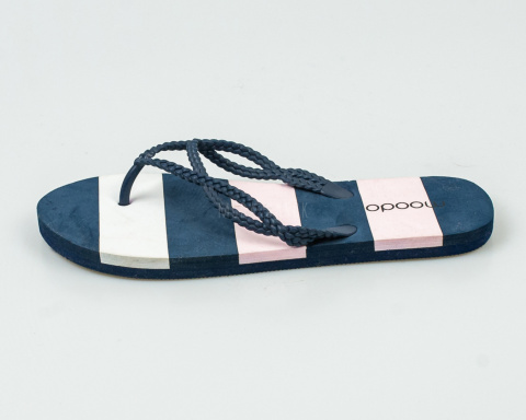 Japonki, klapki damskie w szerokie pasy z gumową górą w kolorze granatowym MOODO - MODA SANOK